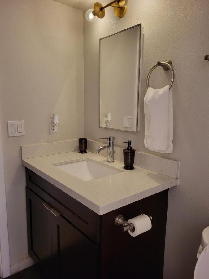 Your Phoenix Cozy Home Away From Home! מראה חיצוני תמונה
