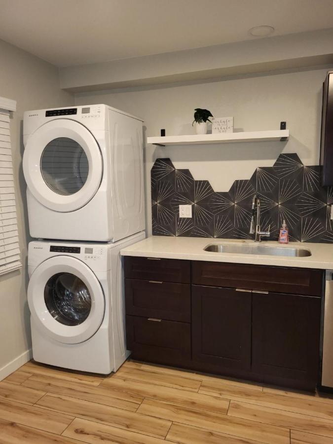 Your Phoenix Cozy Home Away From Home! מראה חיצוני תמונה