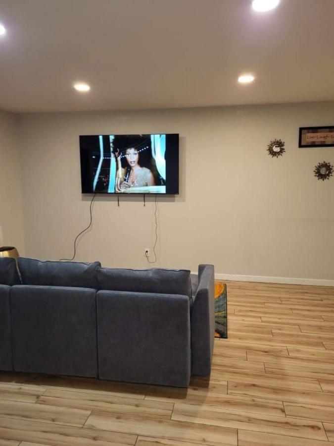 Your Phoenix Cozy Home Away From Home! מראה חיצוני תמונה